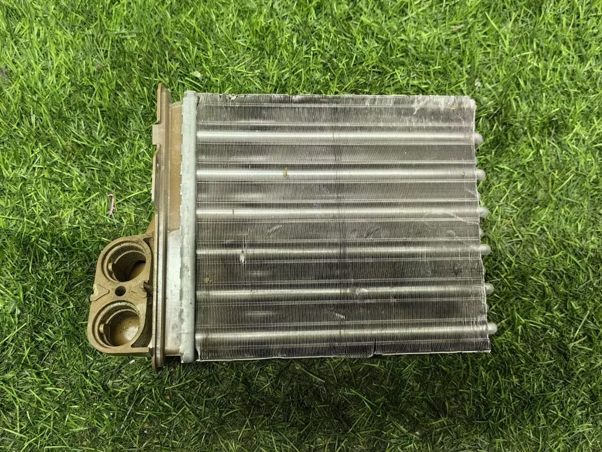 Радиатор отопителя Renault Logan