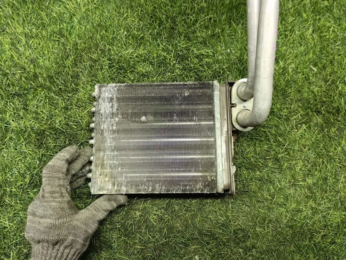 Радиатор отопителя Renault Logan