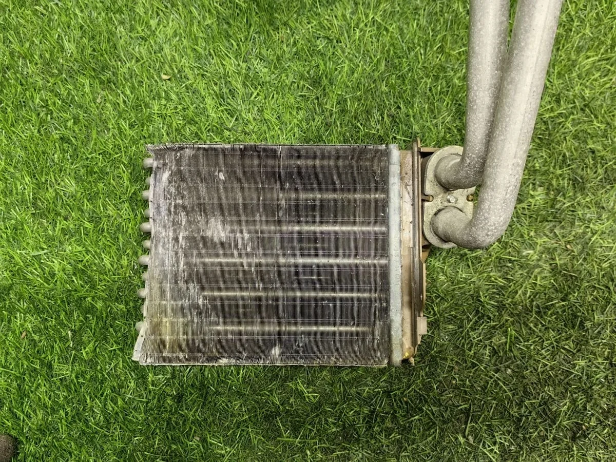 Радиатор отопителя Renault Logan