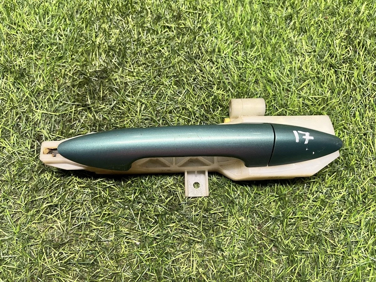 Ручка двери наружная левая Kia Rio III