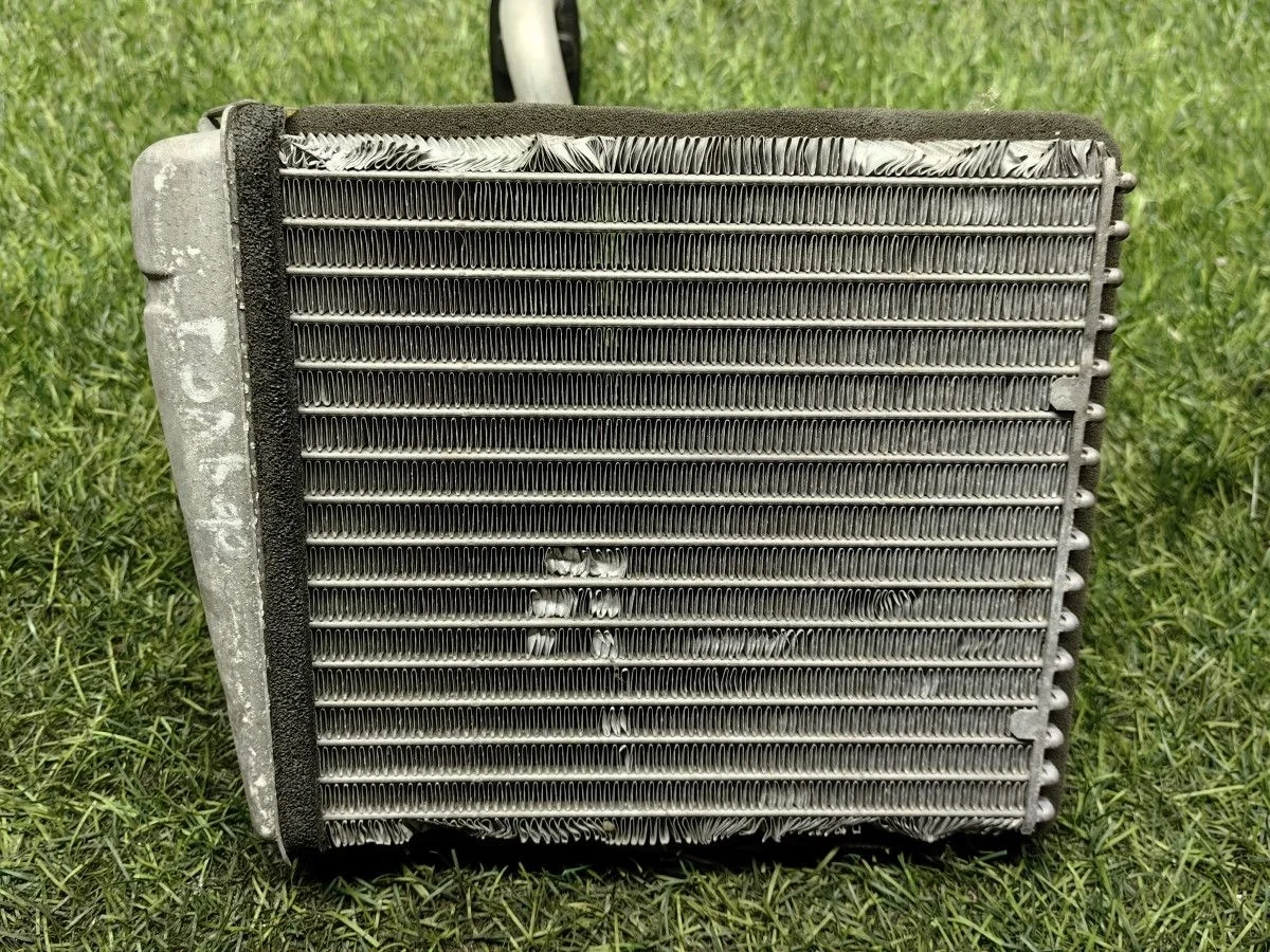 Радиатор печки Volkswagen Golf