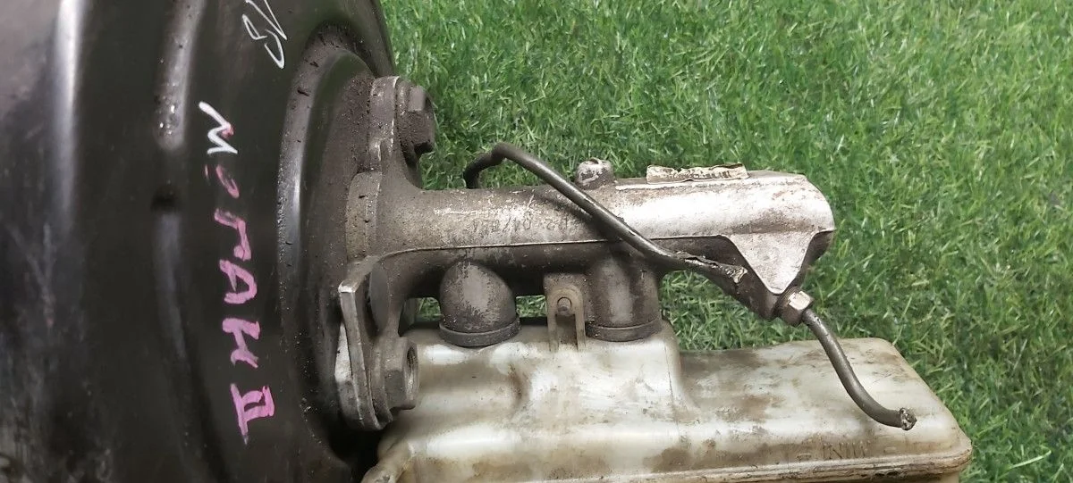 Главный тормозной цилиндр Renault Megan 2