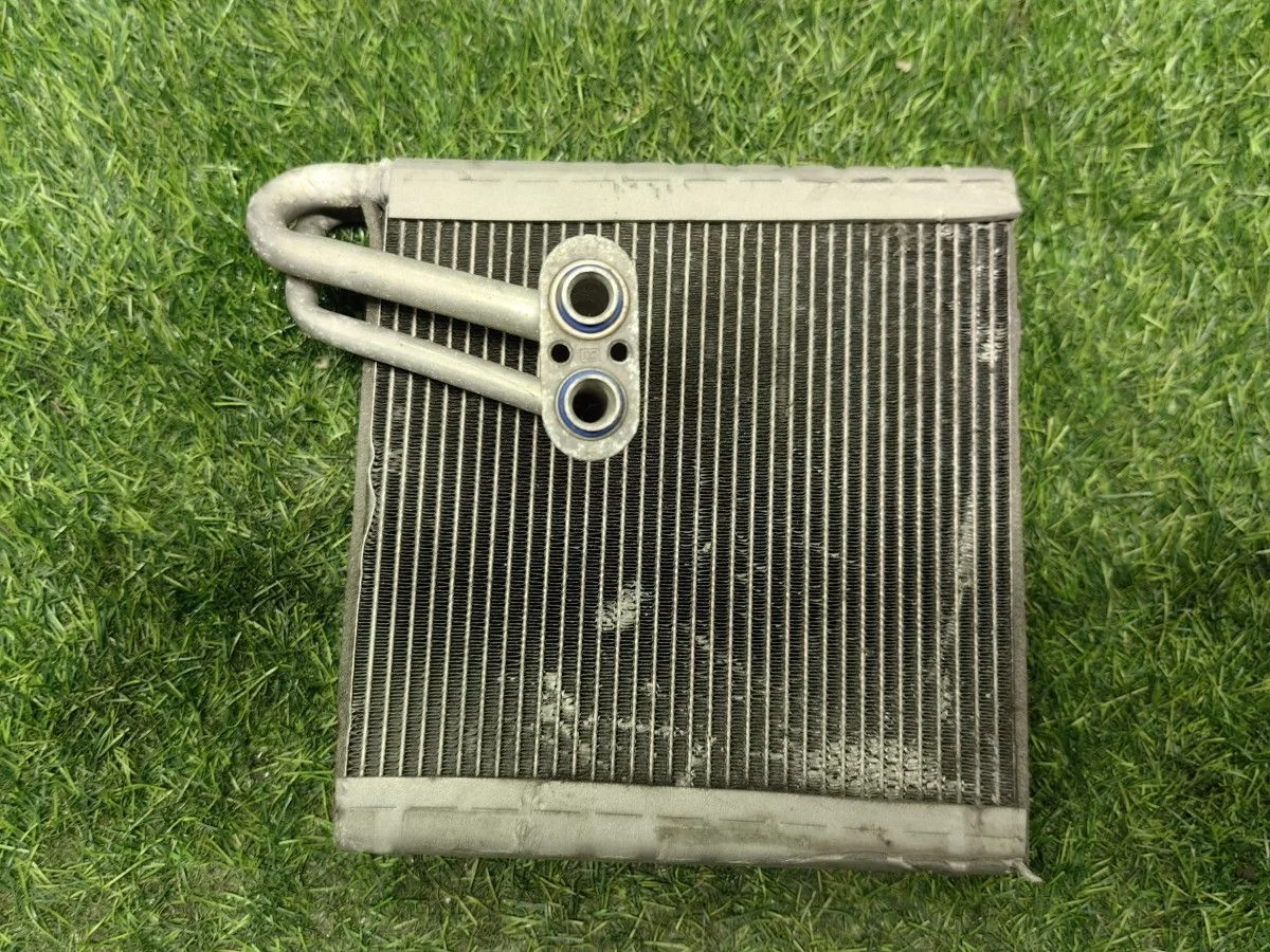 Испаритель кондиционера Hyundai Solaris