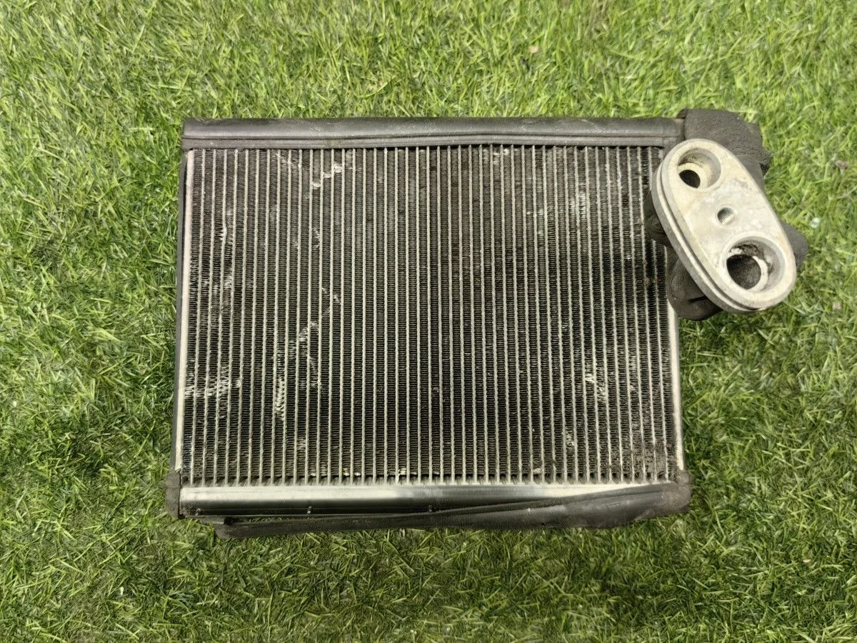 Испаритель кондиционера Audi A6 C6