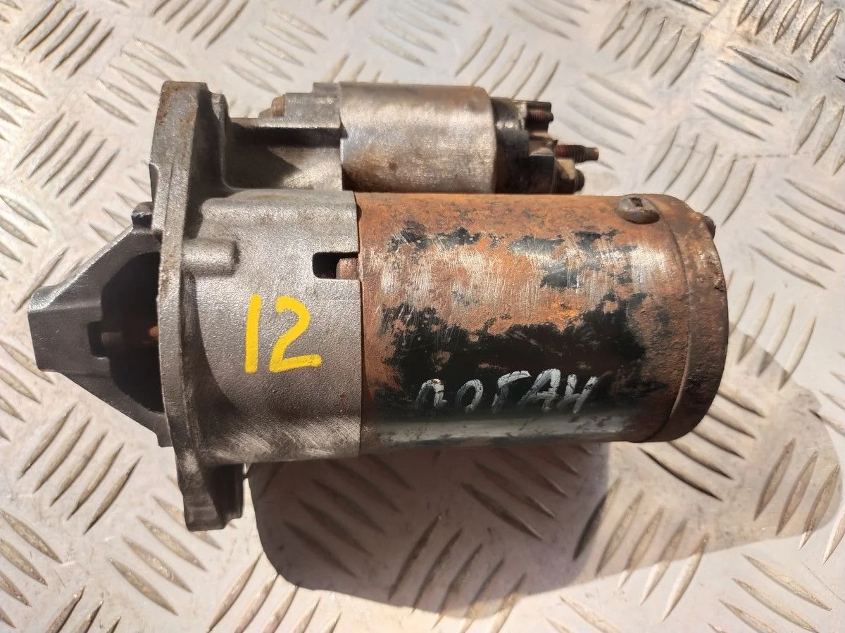 Стартер Renault Logan