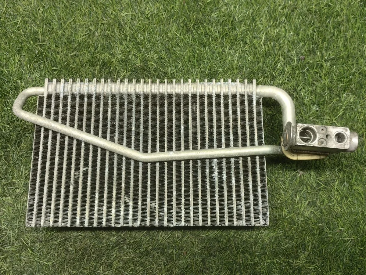 Испаритель кондиционера Mercedes W203