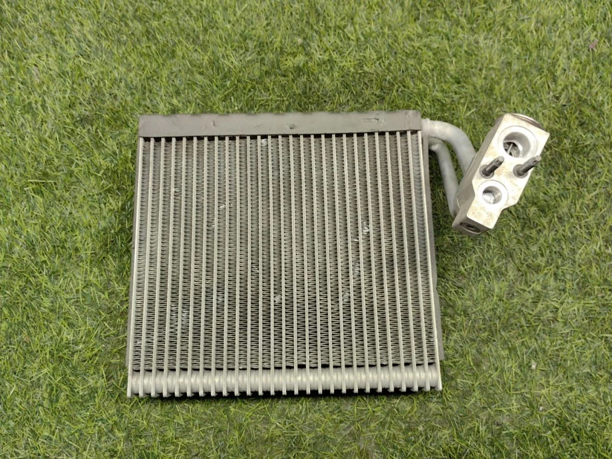 Испаритель кондиционера Chevrolet Captiva C100