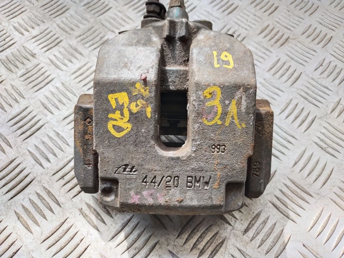 Суппорт задний левый BMW X5 E70