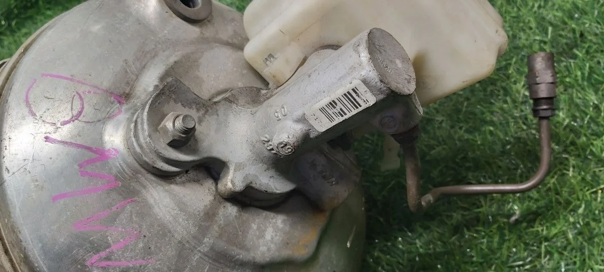 Главный тормозной цилиндр BMW 5-Series E60 E61