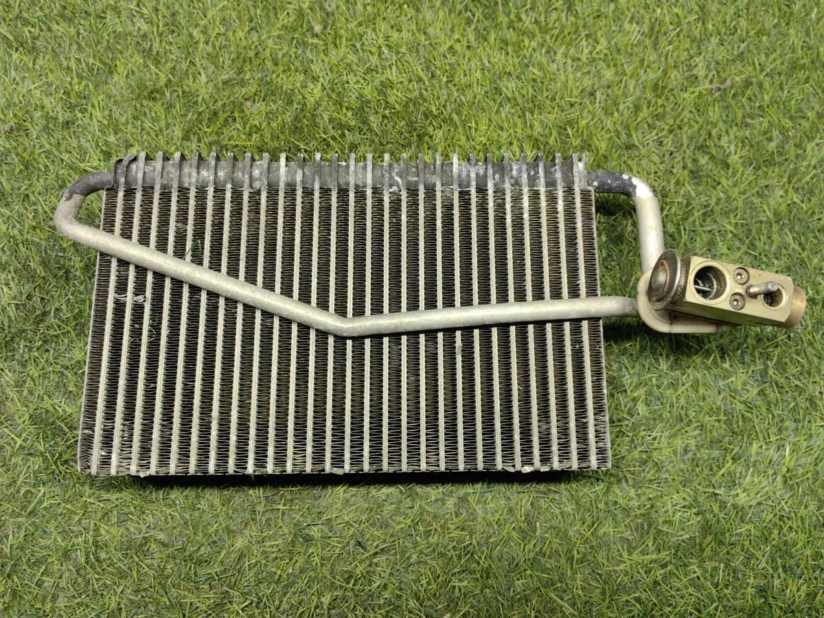 Испаритель кондиционера Mercedes W203