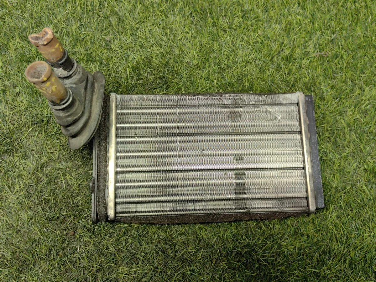 Радиатор отопителя Volkswagen Passat B5.5