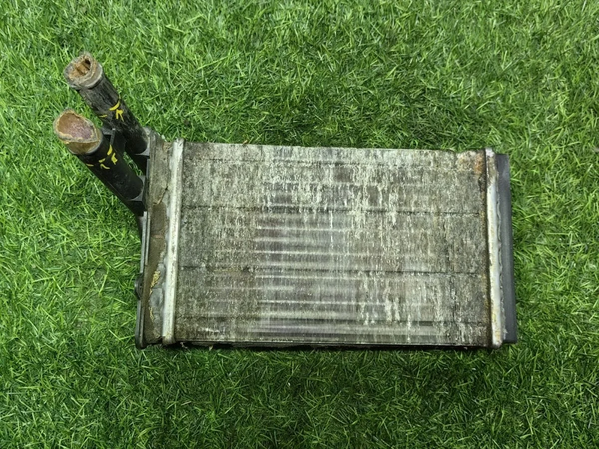 Радиатор отопителя Audi A4 B5 (1994—1999)