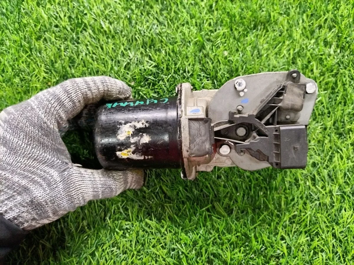 Моторчик дворников Renault scenic 2