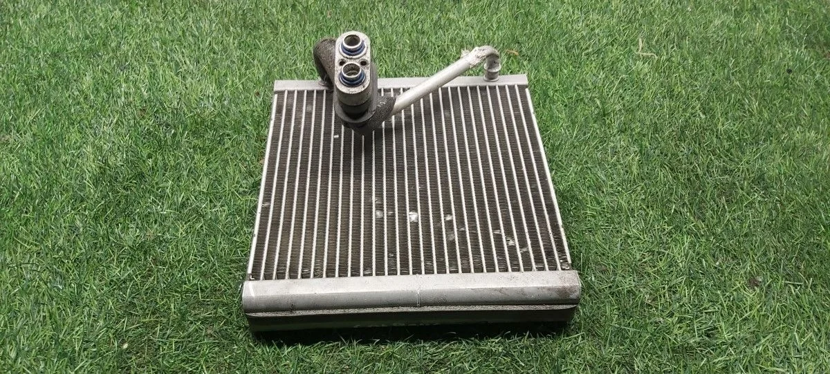 Испаритель кондиционера Hyundai Solaris