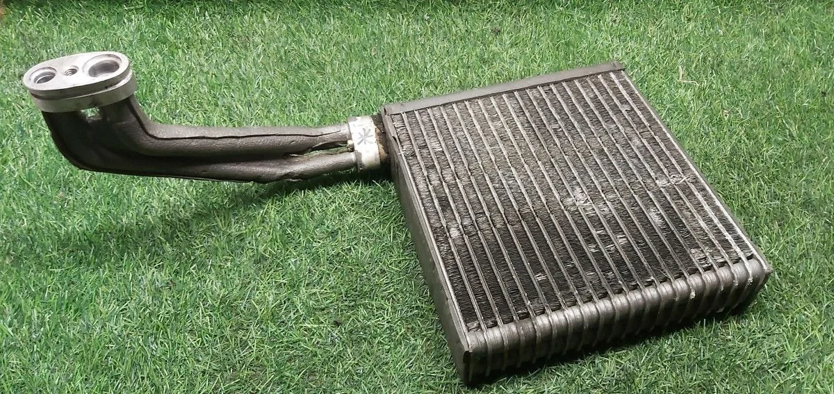 Испаритель кондиционера Audi A6 allroad quattro C5