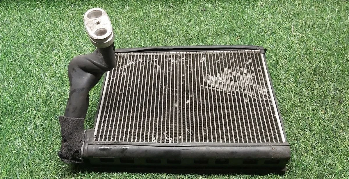 Испаритель кондиционера (радиатор) Audi A6 C6