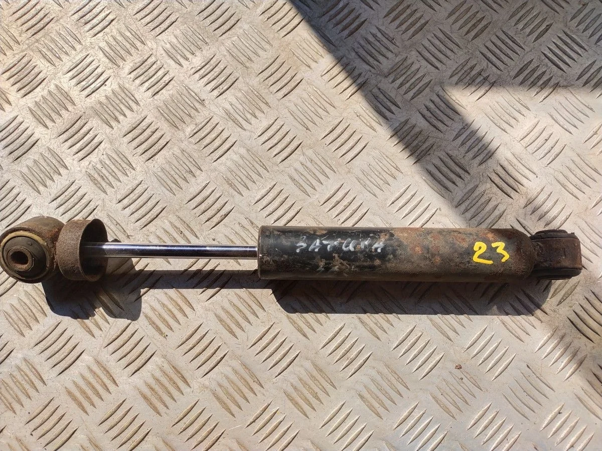 Амортизатор подвески Opel Zafira B