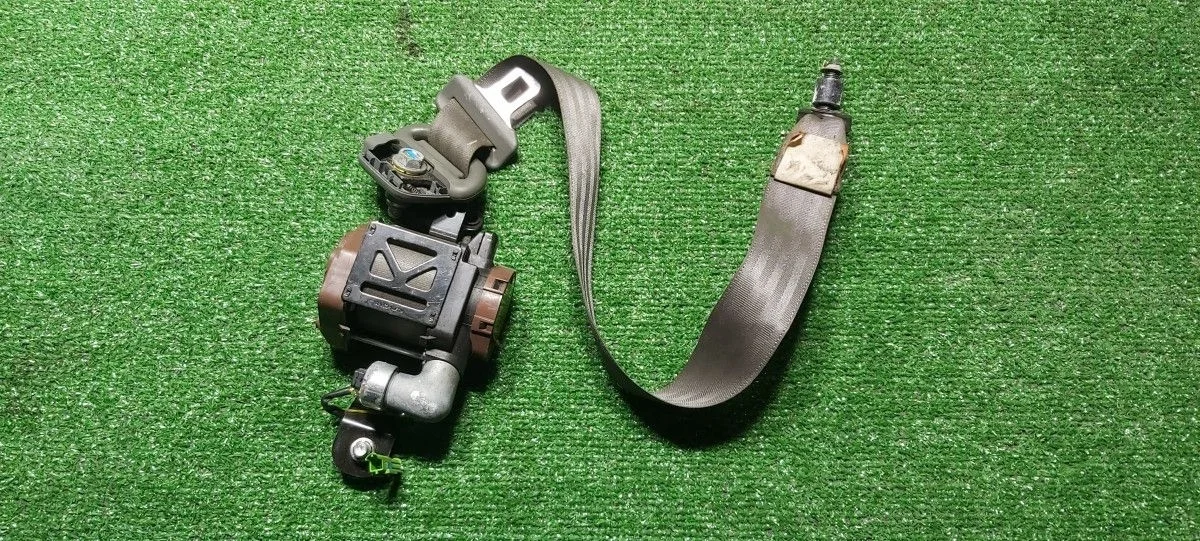 Ремень безопасности Chevrolet Lacetti