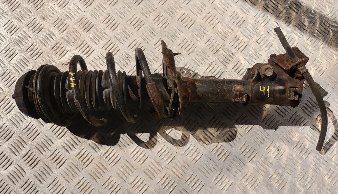 Стойка подвески Kia Rio 3