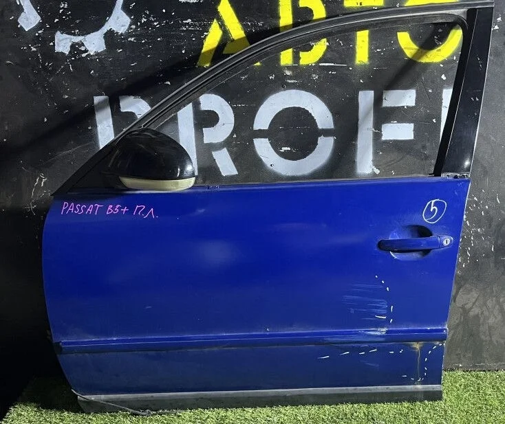 Дверь передняя левая Volkswagen Passat B5