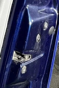 Замок передней правой двери Volkswagen Passat B5