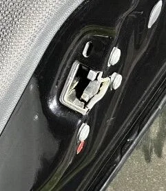 Замок задней правой двери Opel Astra H Универсал