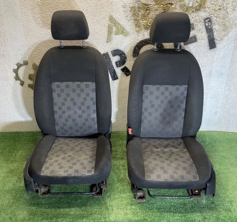 Сиденья передние ford focus 2