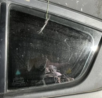 Стекло задней левой двери  Kia Cerato 3