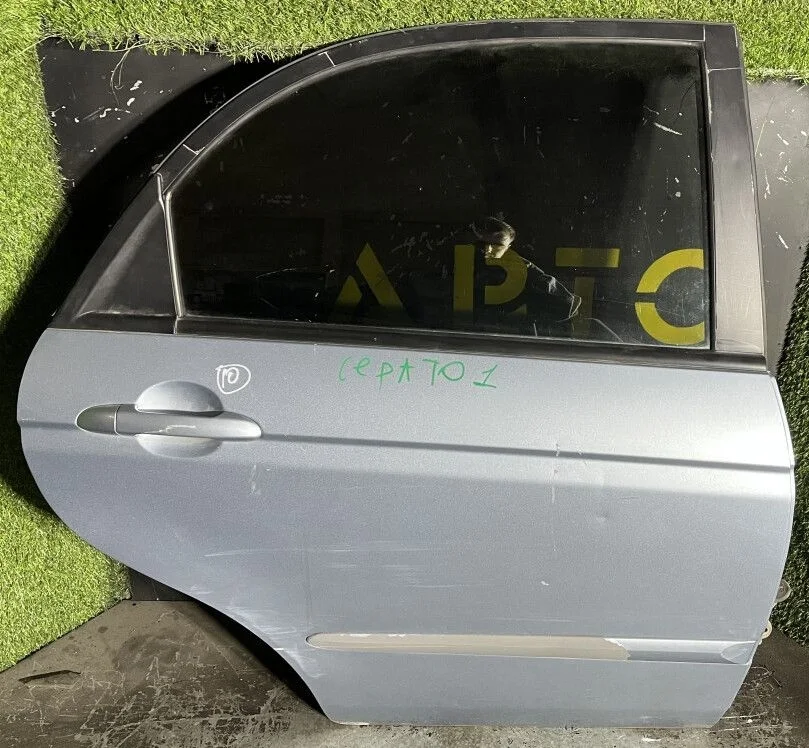 Дверь задняя правая Kia Cerato 1