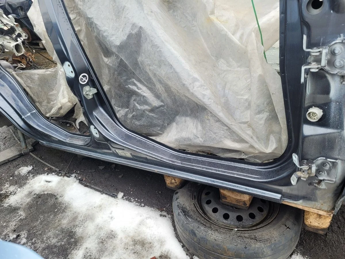 Порог правый на Ford Fusion рест