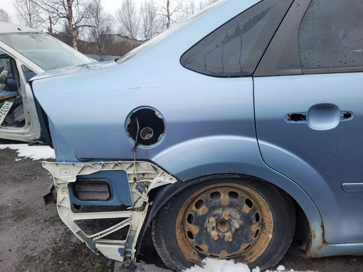 Крыло заднее правое на Ford Focus 2