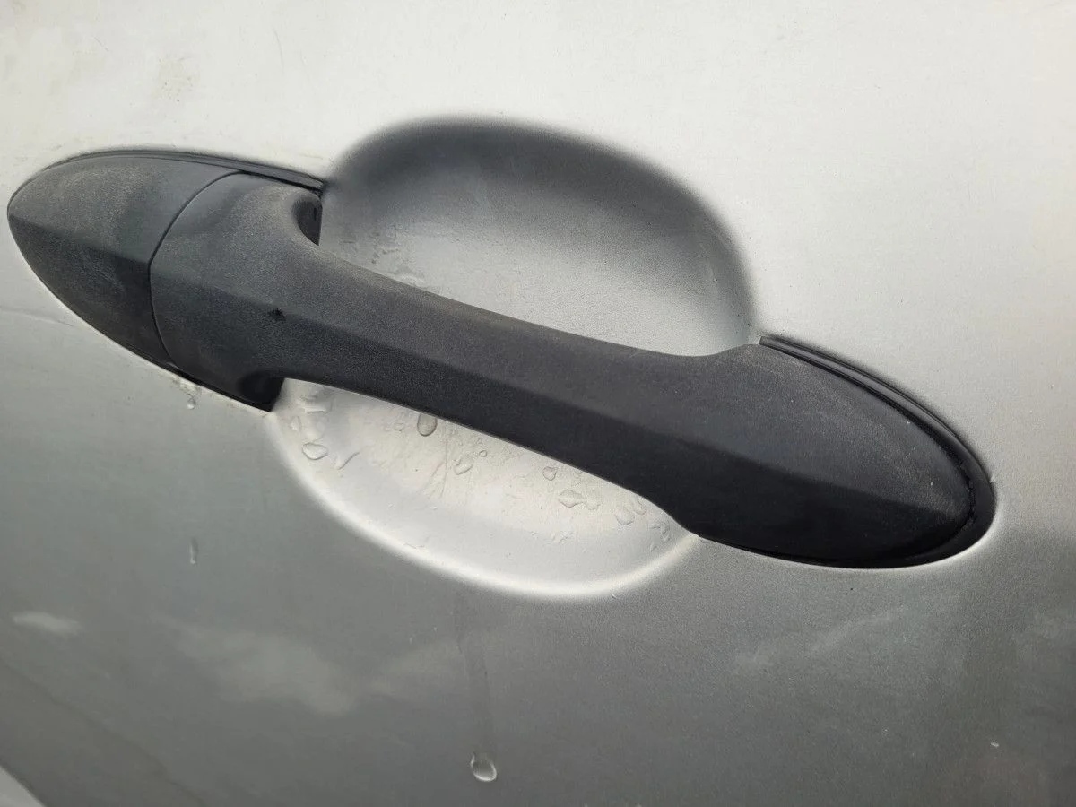 Ручка двери задней правой на Ford Focus 1 хэтч