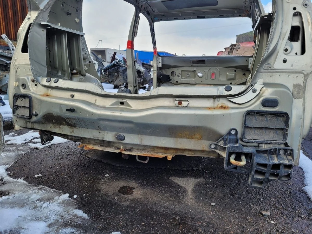 Панель задка дефект на Renault Sandero Stepway 1