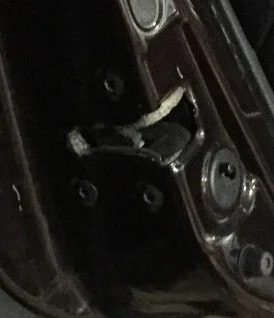 Замок задней левой двери Hyundai Santa Fe 2