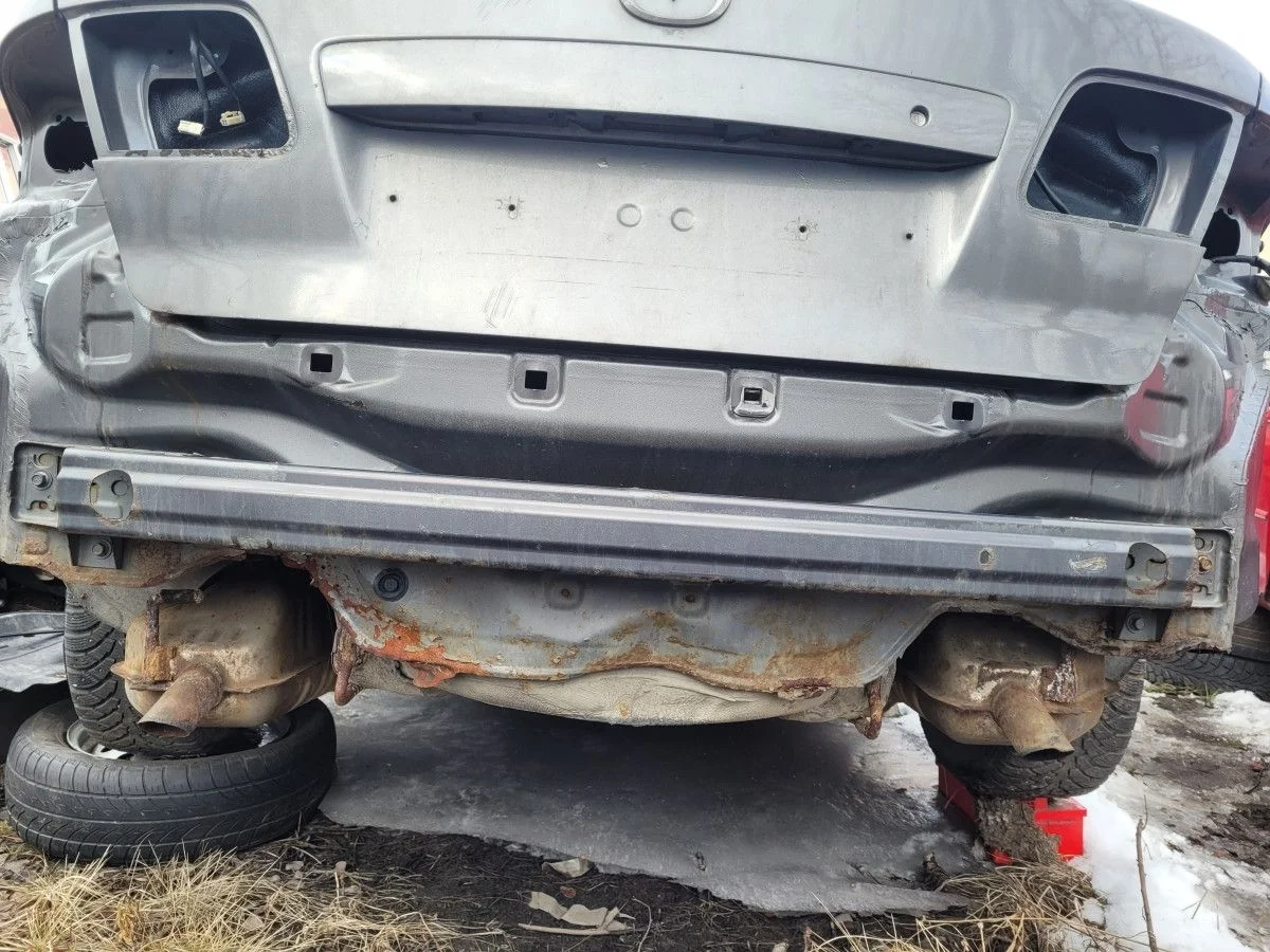 Усилитель заднего бампера на Mazda 6 GG седан