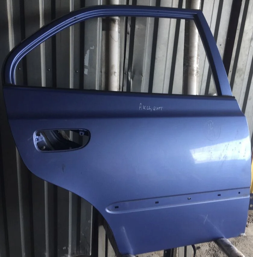 Дверь задняя правая Hyundai Accent