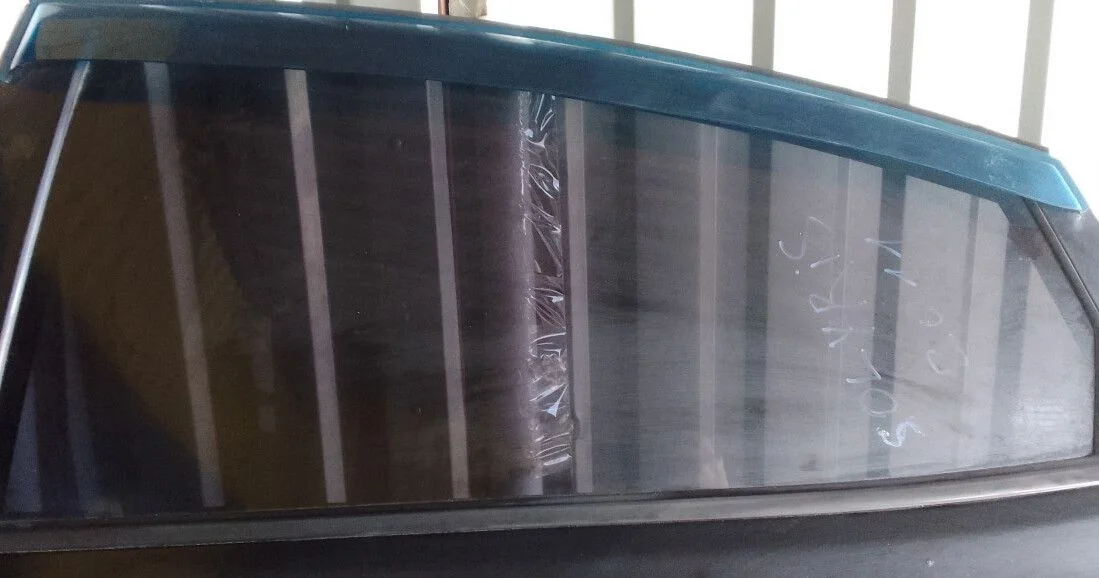Стекло задней левой двери hyundai solaris