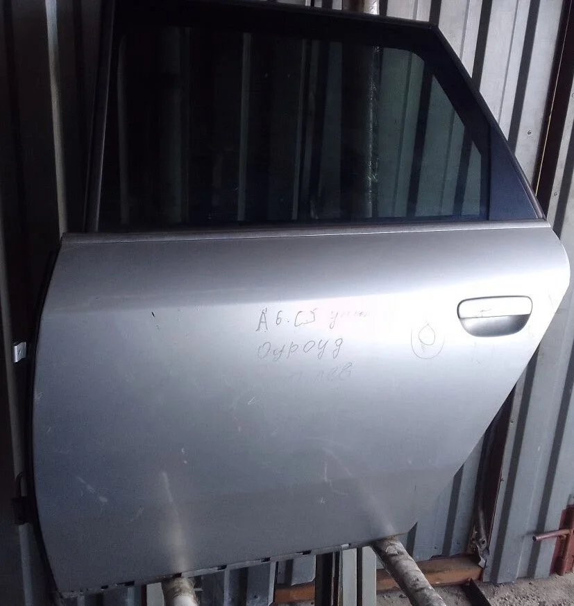 Дверь задняя Левая Audi A6 (C5) Allroad, 2002