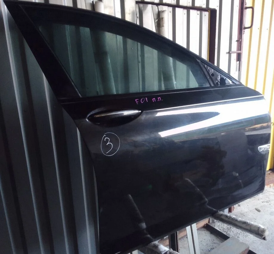 Дверь передняя правая BMW F01