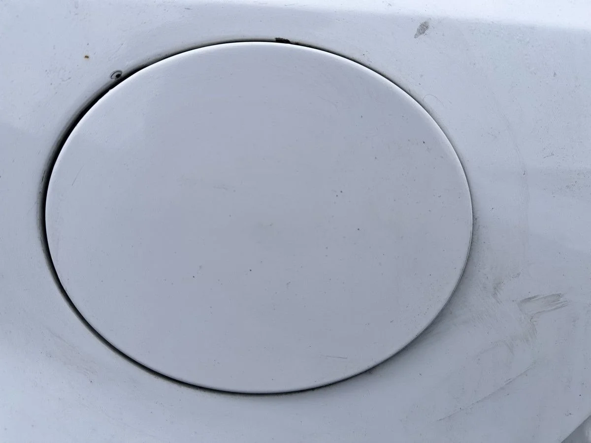 Лючок бензобака для Mazda 6 gh