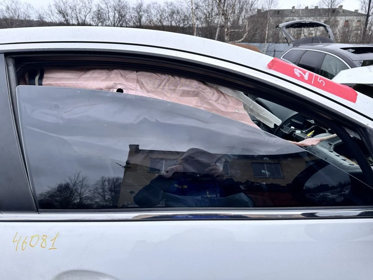 Стекло двери передней правой для Mazda 6 gh