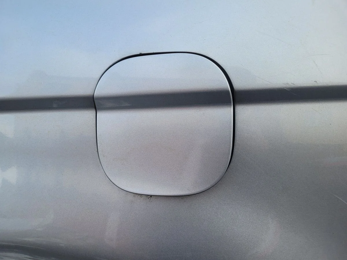 Лючок бензобака на Honda CR-V 3