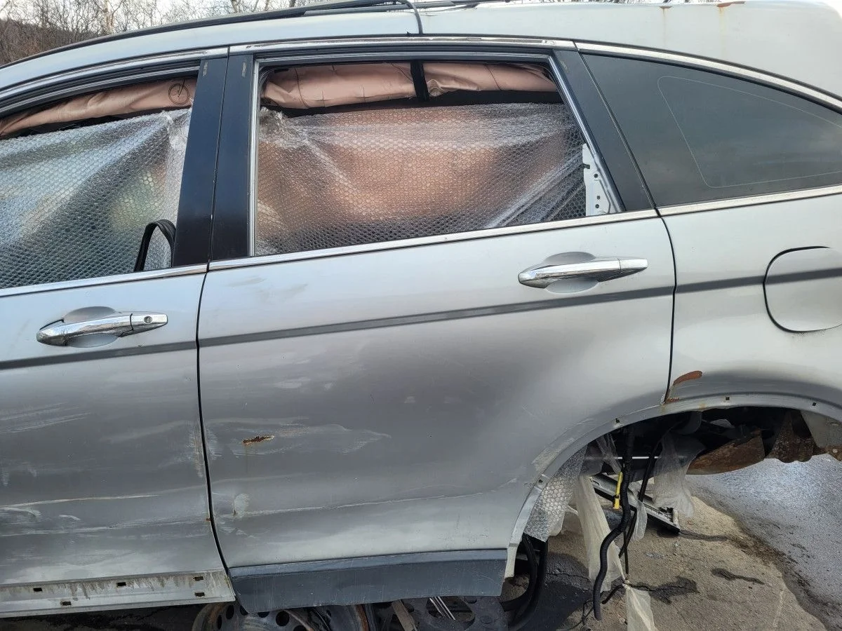 Дверь задняя левая на Honda CR-V 3