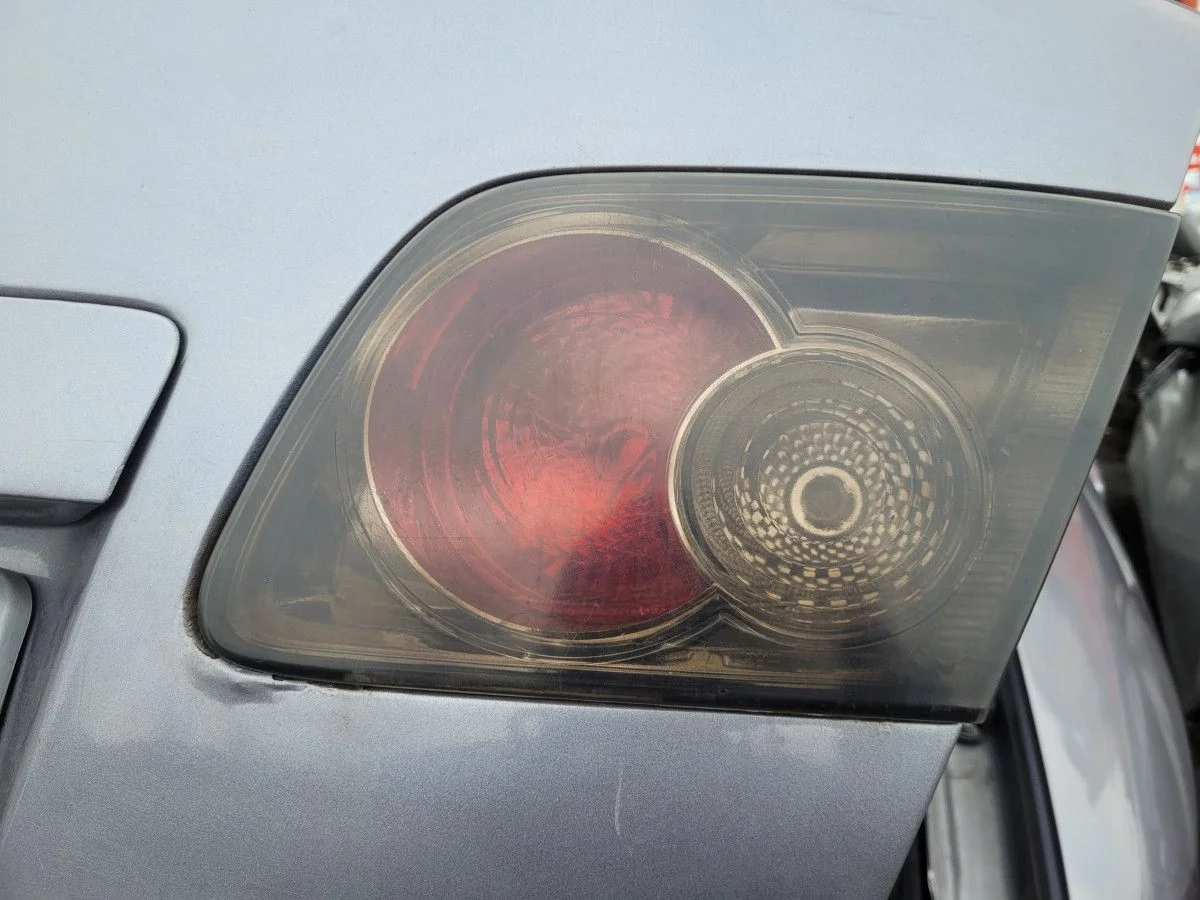 Фонарь правый внутренний на Mazda 6 GG