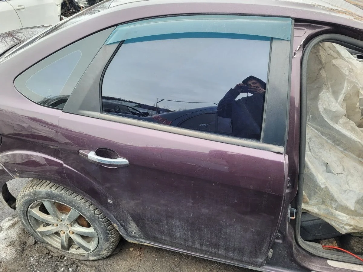 Дверь задняя правая на Ford Focus 2 рестайлинг