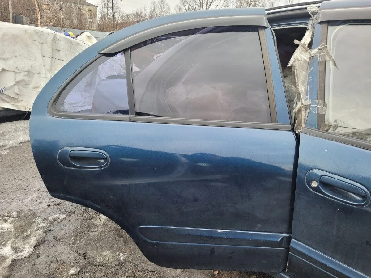 Дверь задняя правая для Nissan Almera B10