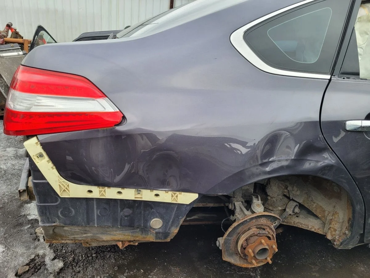 Крыло заднее правое на Nissan Teana J32