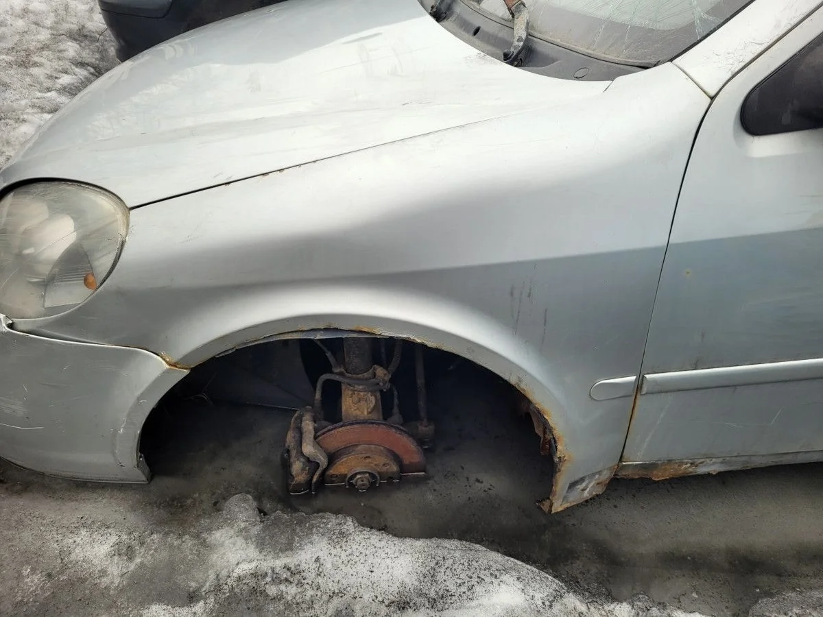 Крыло переднее левое на Lifan Breez