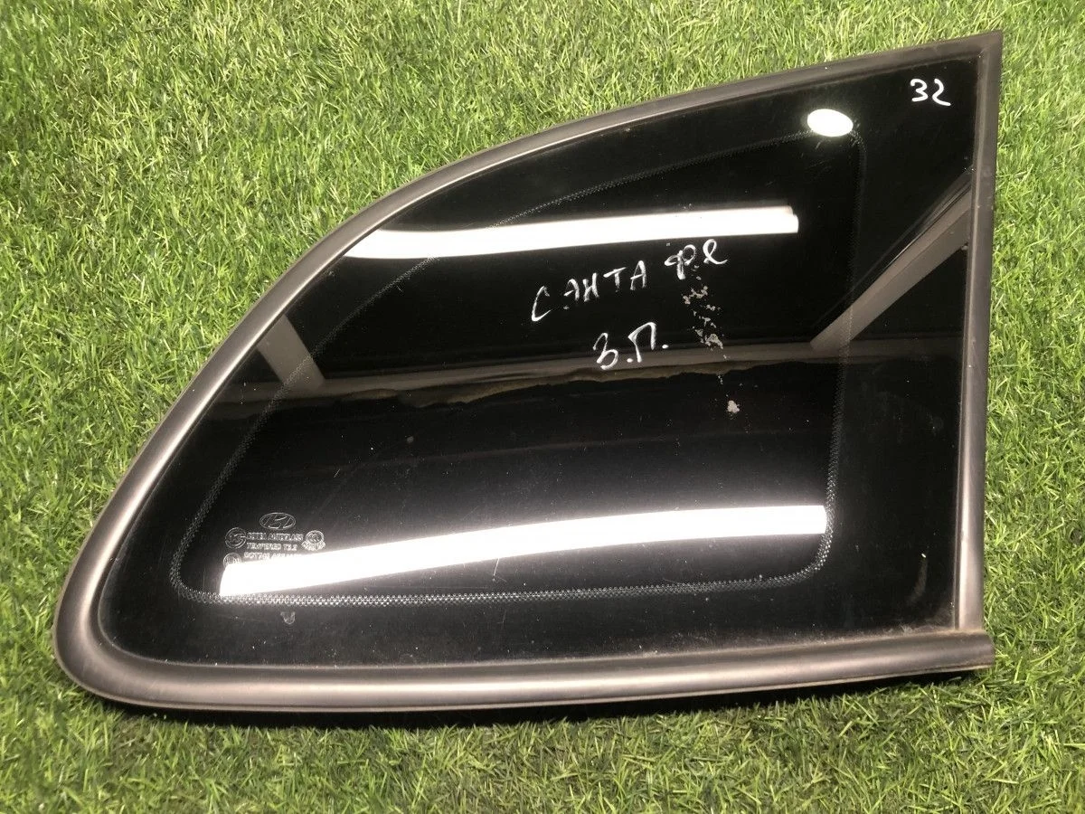 Стекло кузовное правое Hyundai Santa Fe II