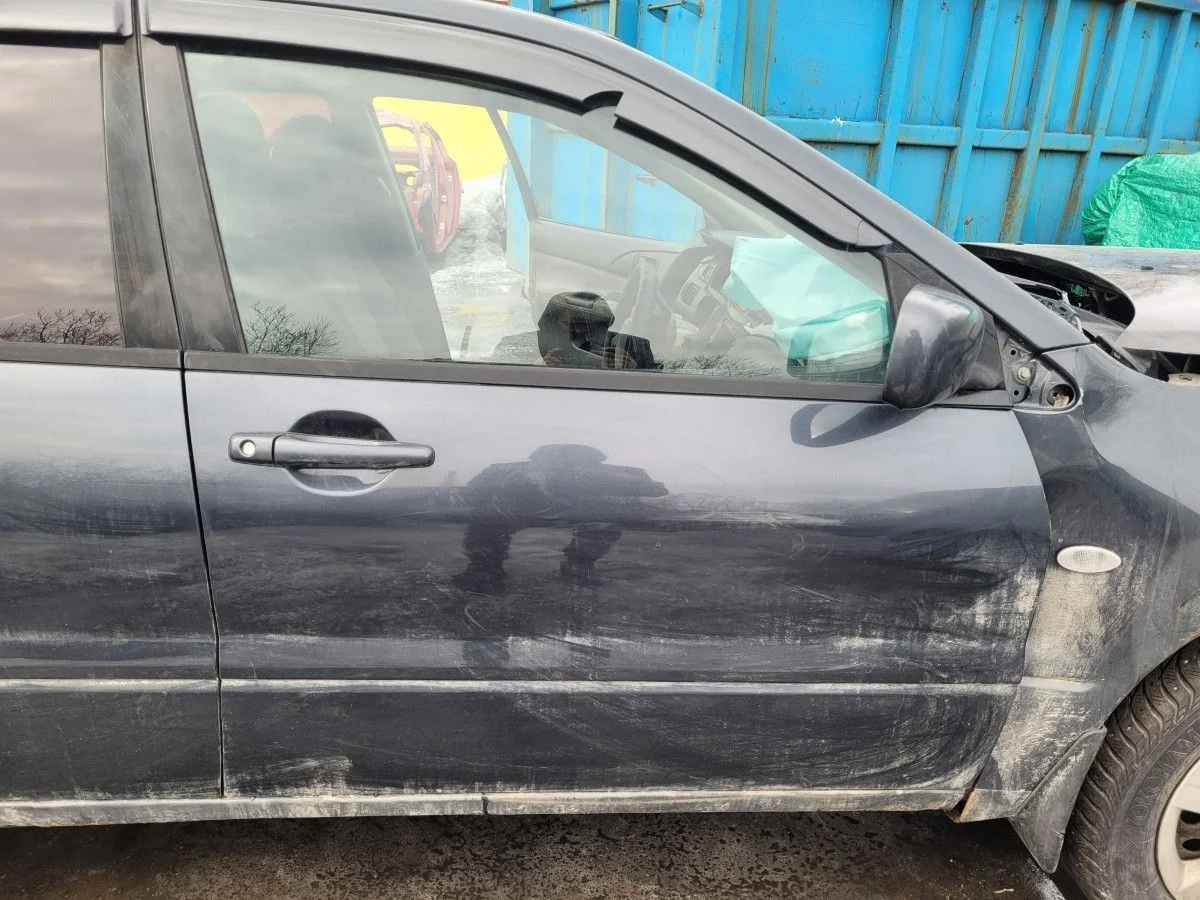 Дверь передняя правая на Mitsubishi Lancer 9